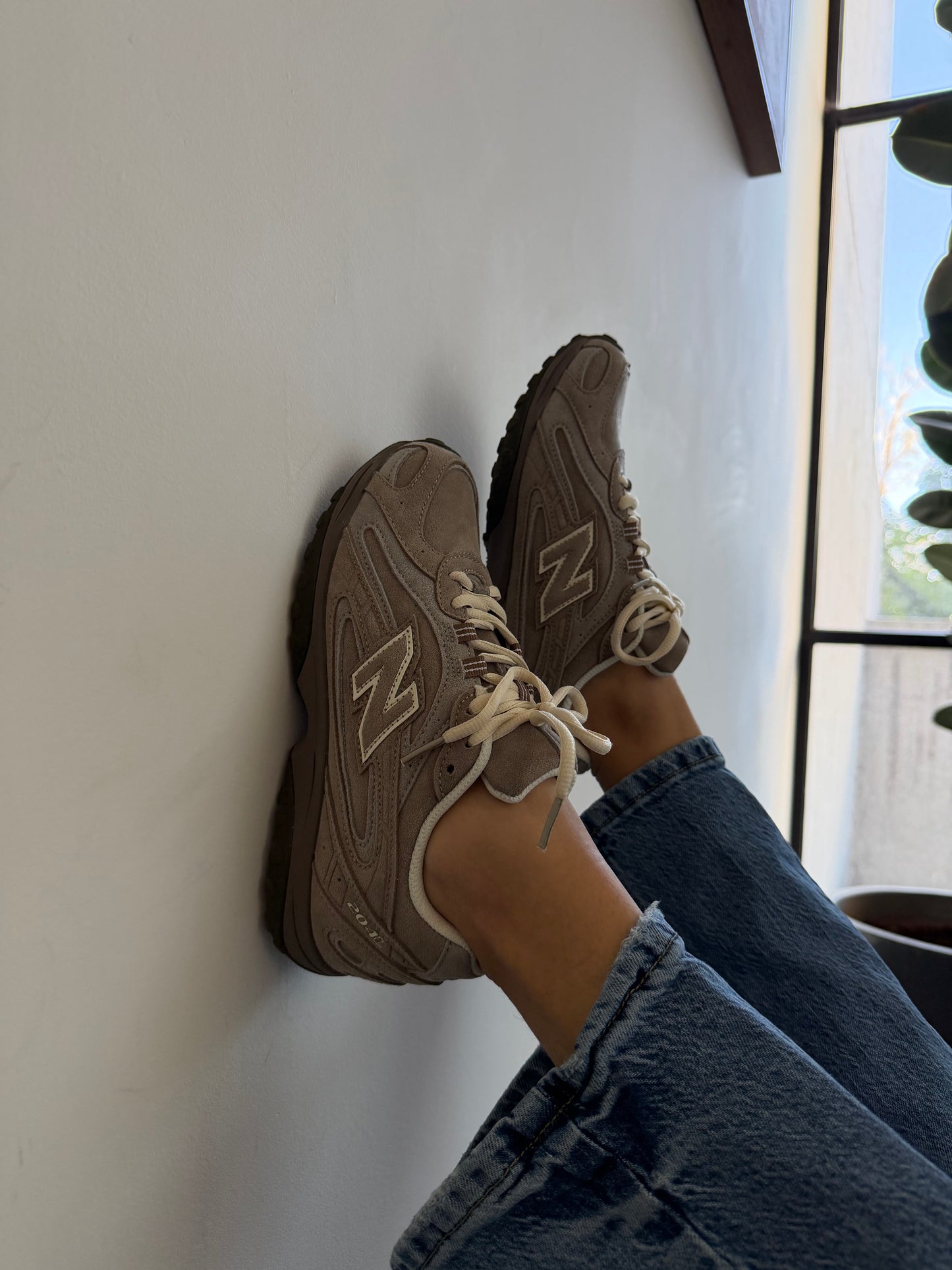 NB 204 L