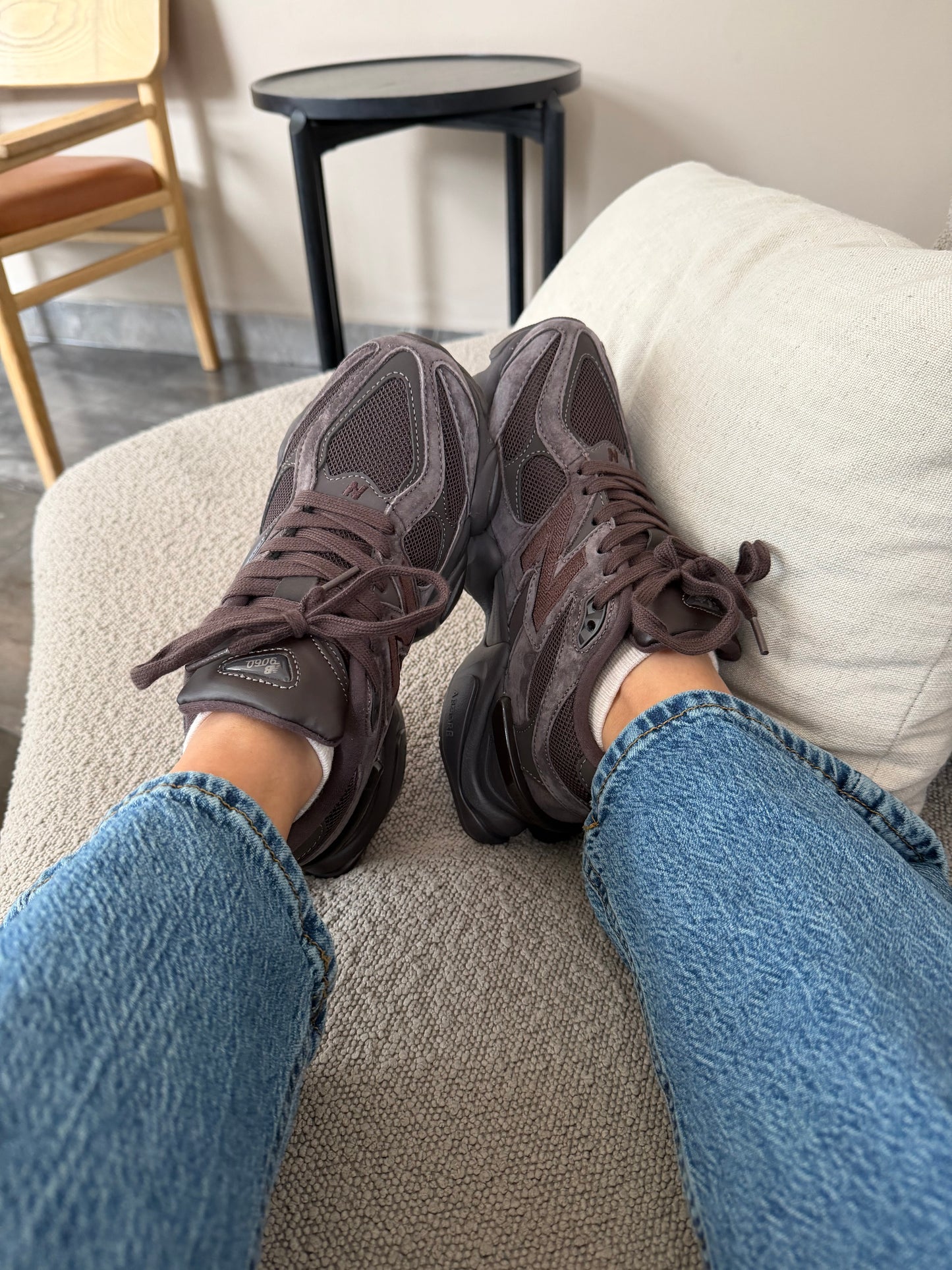 Nb 9060 chocolate