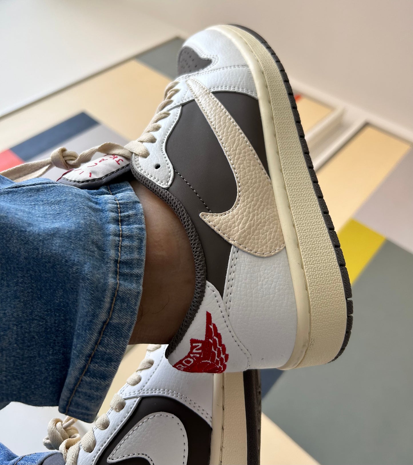Nike Jordan Low Travis Reverse Moca