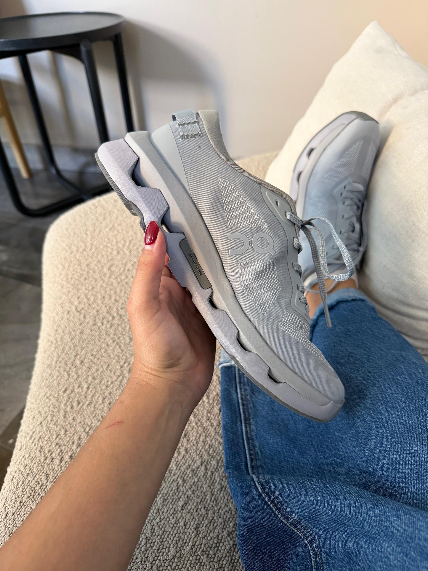 ON cloud gris