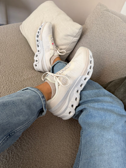 On cloud Monster Beige