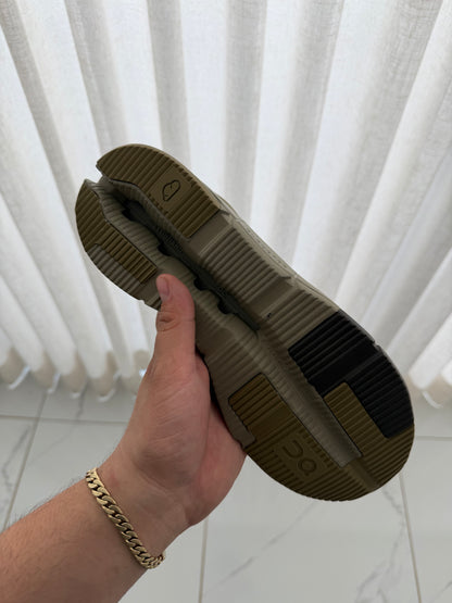 On cloud nova Verde