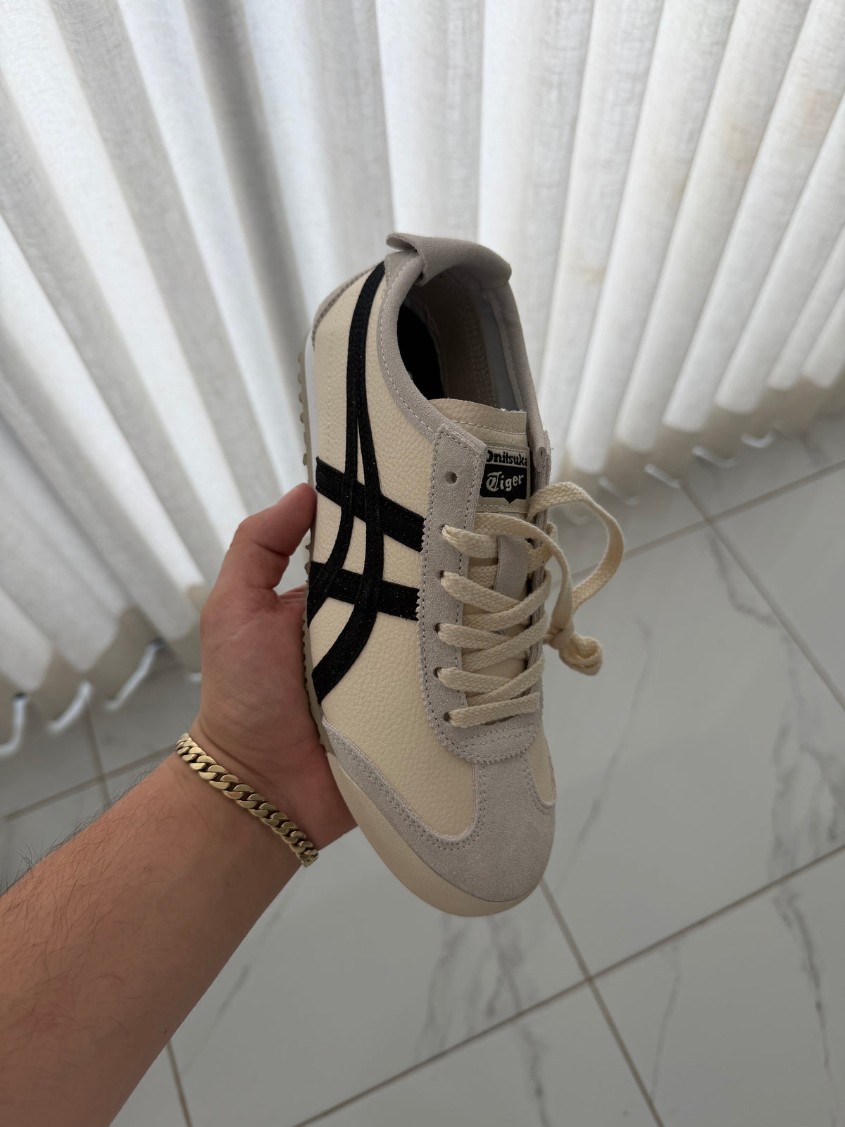 Onitzuka White Black
