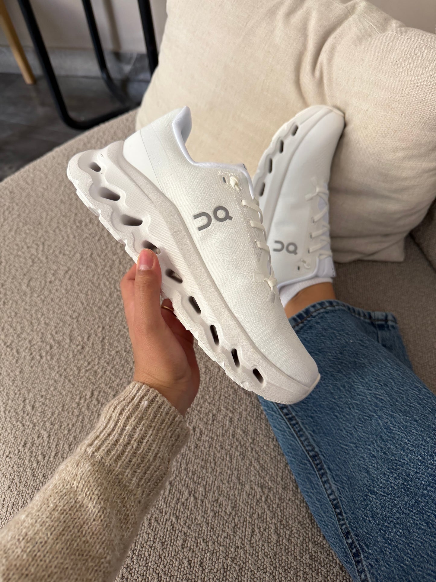 ON CLOUDTILL ALL WHITE