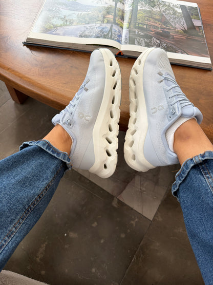 On Cloudtill Baby Blue
