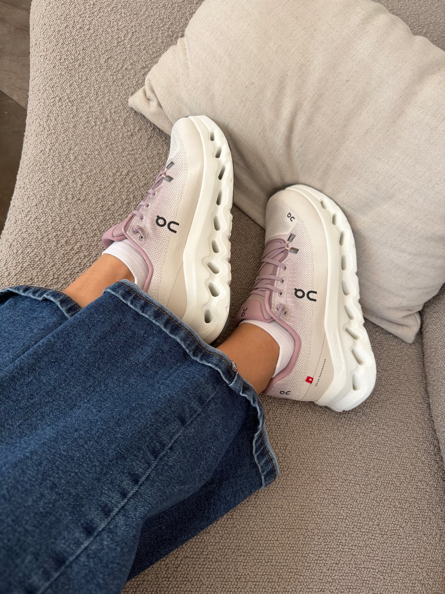 On Cloudtill Cinder Pink