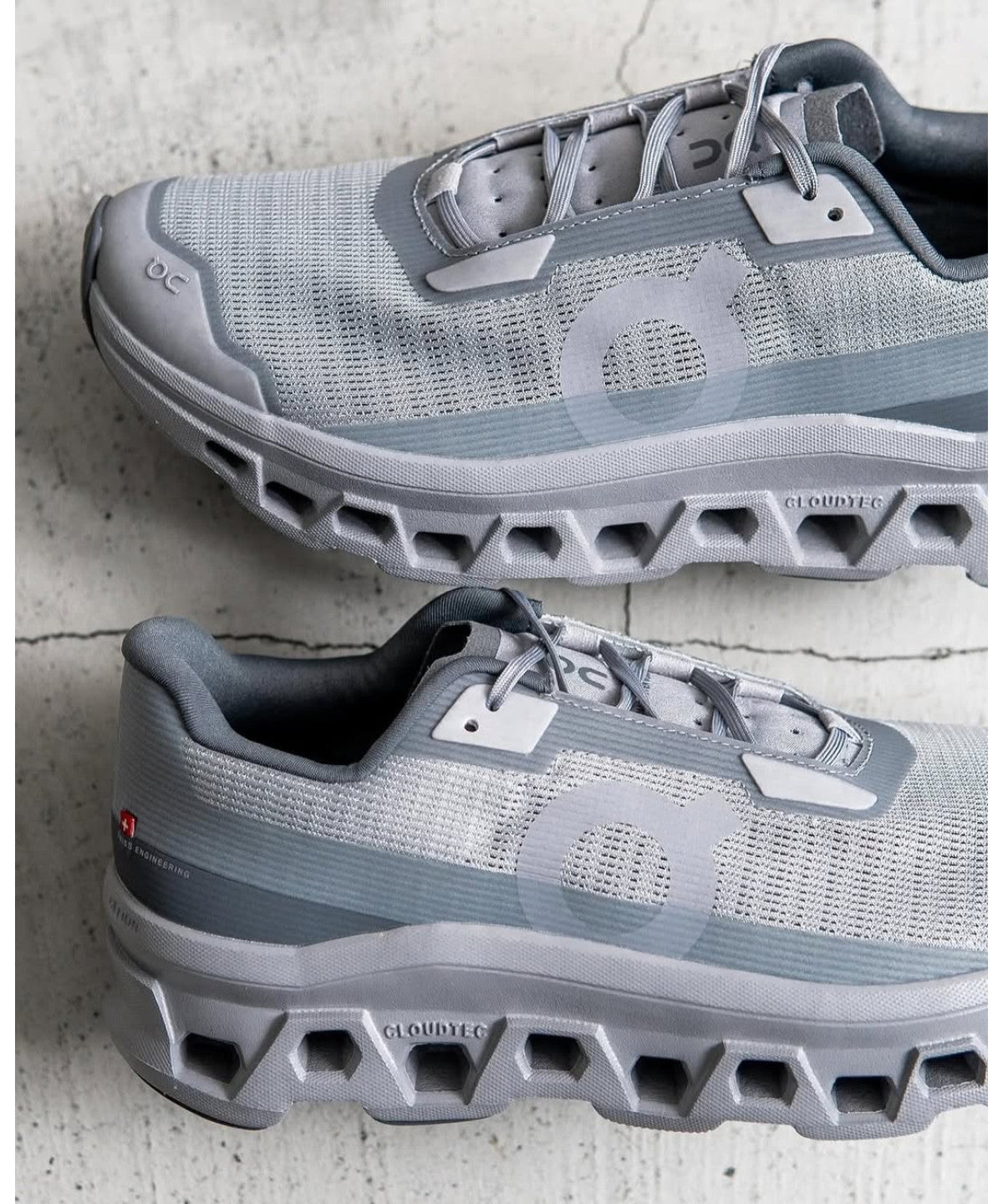 On cloud Monster Grey