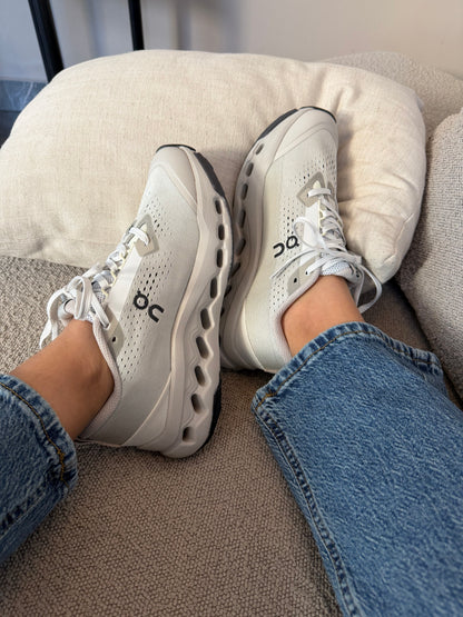 ON Surfer Max Gris
