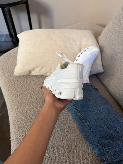 On Monster white