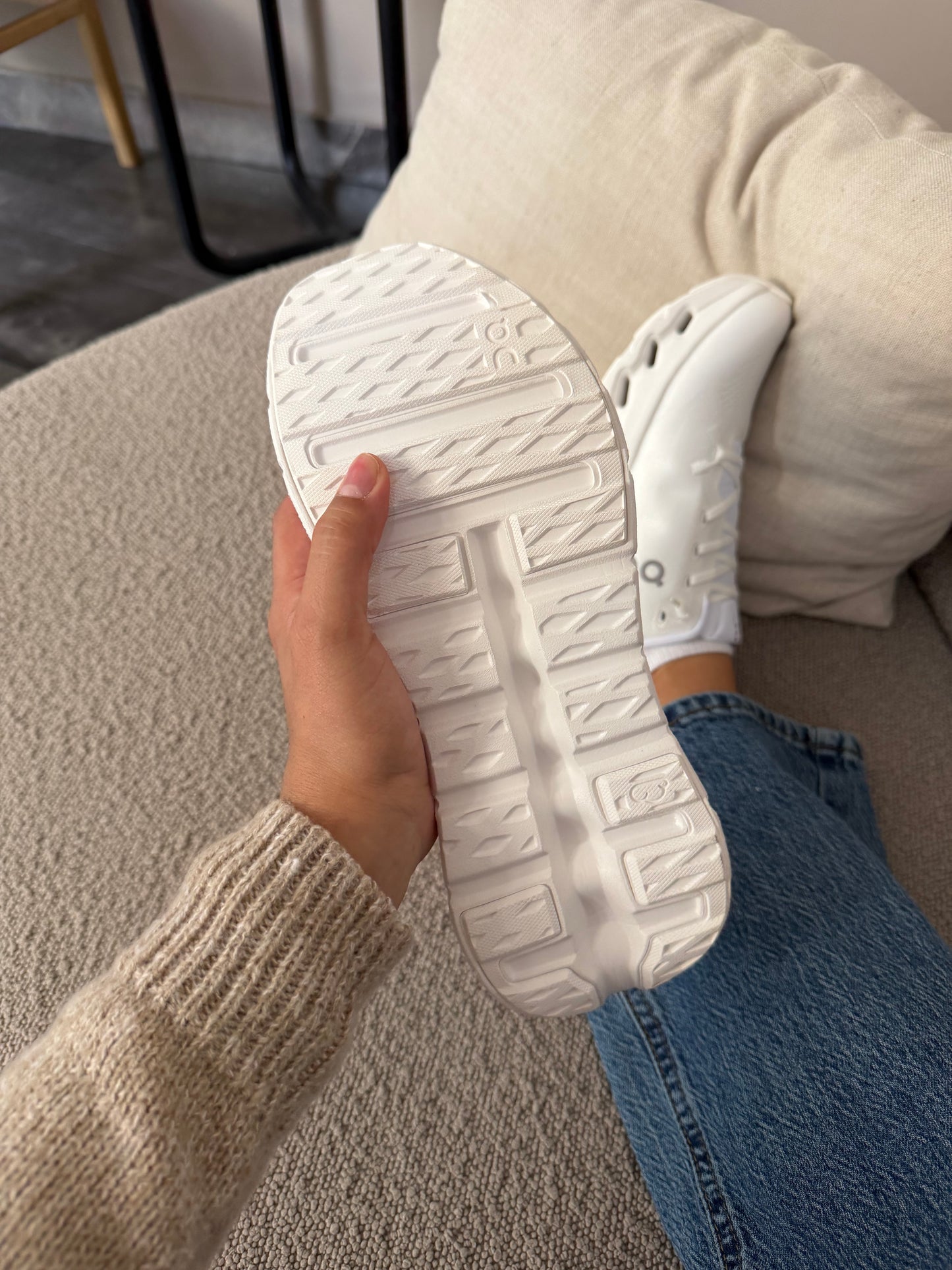 ON CLOUDTILL ALL WHITE