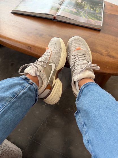 Nike VR Beige