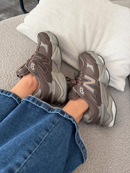 NB 9060 Dark brown