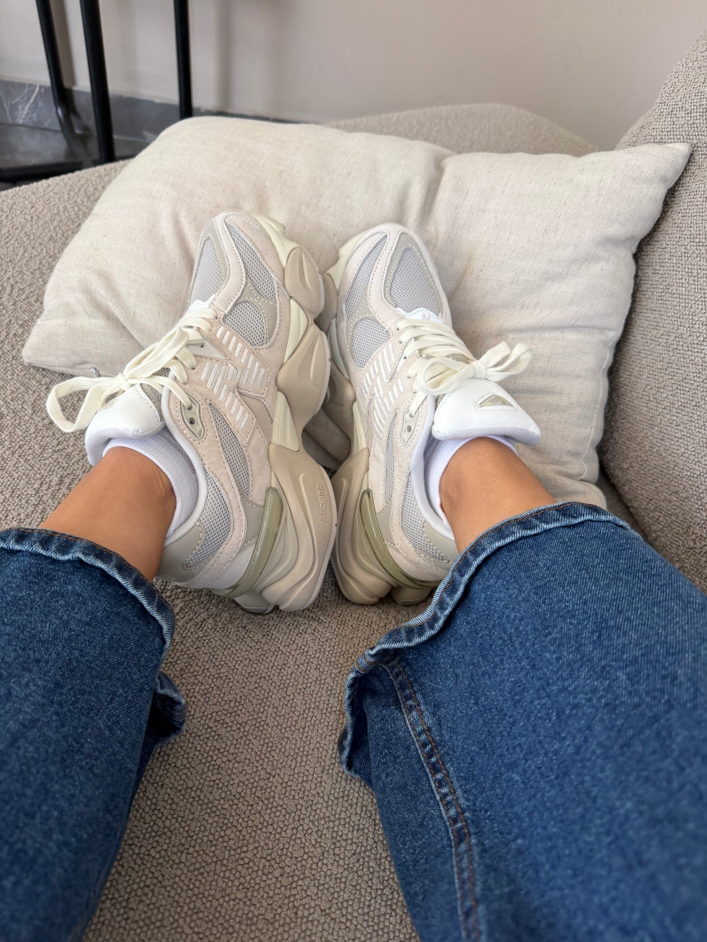 NB 9060 Quartz Grey