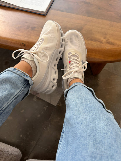 On cloud Monster Beige