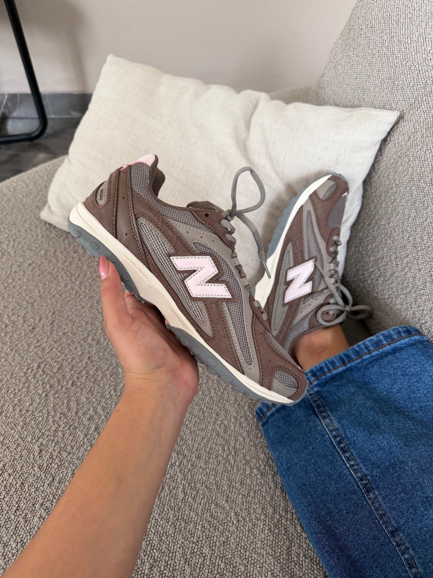 NB 204  Brown Pink
