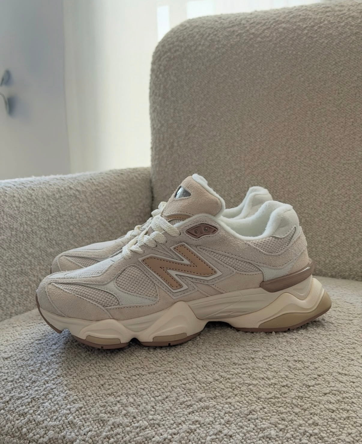 New Balance 9060 Quartz Beige