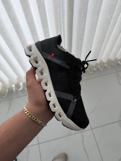 On cloud 6 negro