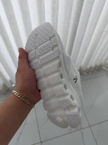 On cloud 6 all white