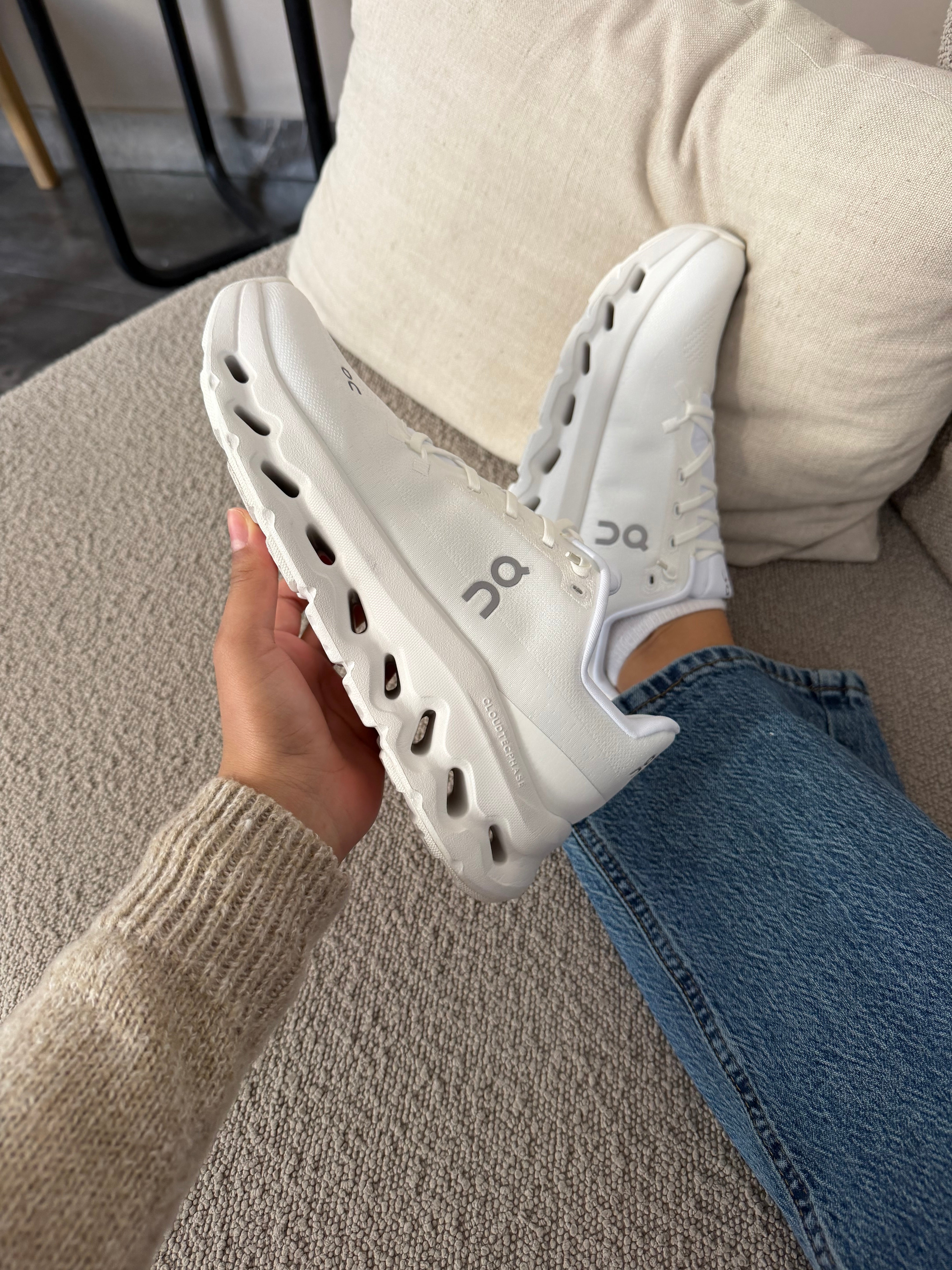 ON CLOUDTILL ALL WHITE