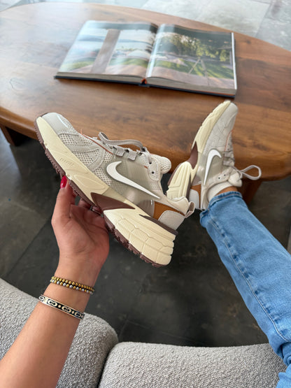 Nike VR Beige