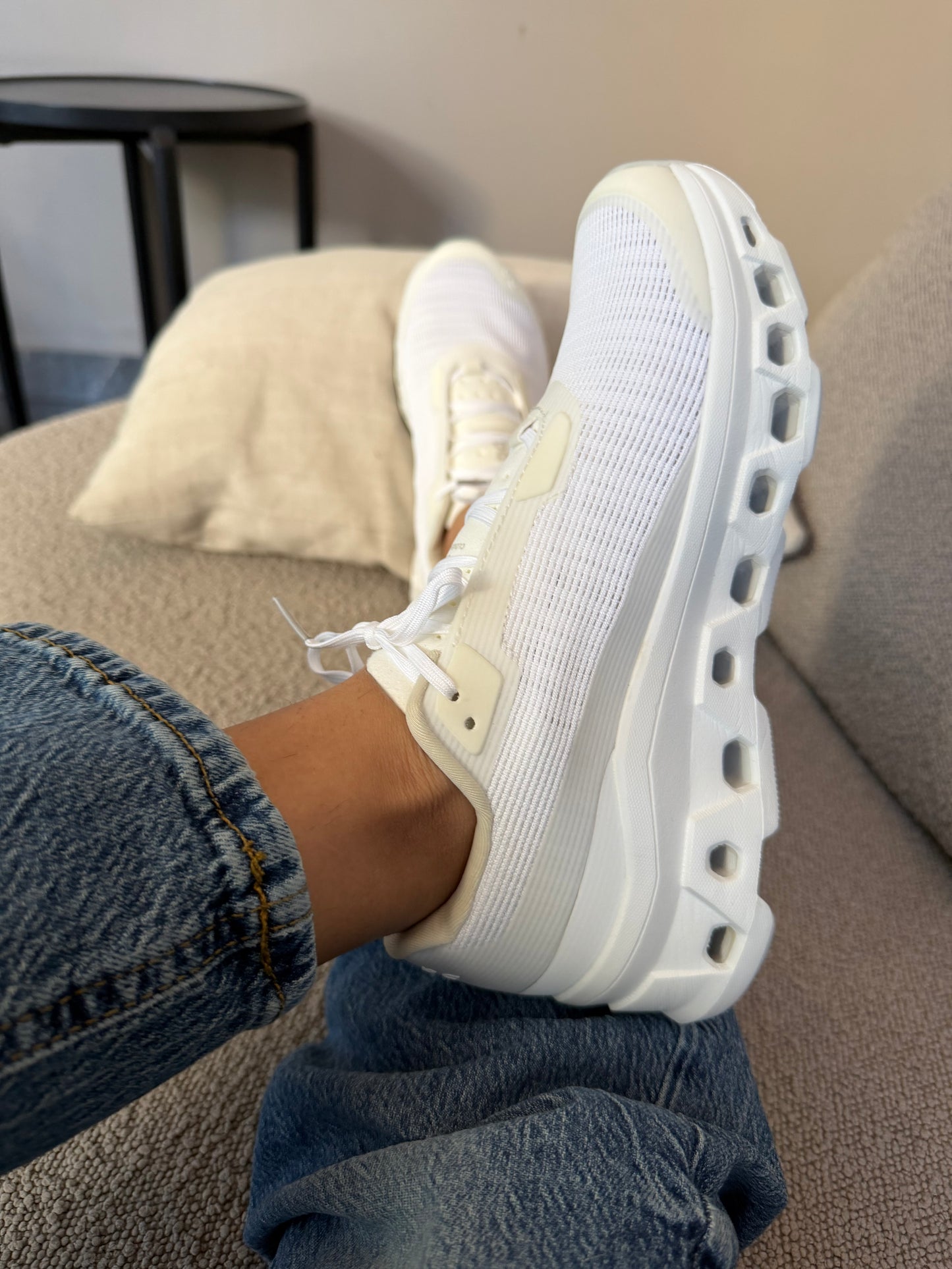 On Monster white