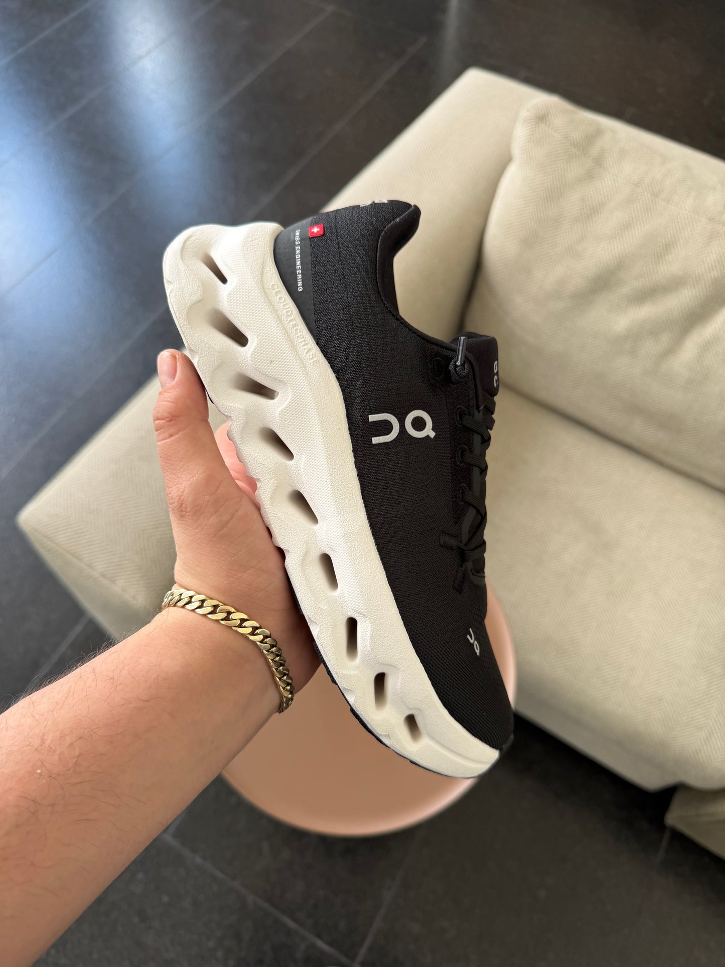 On Cloud till medium black