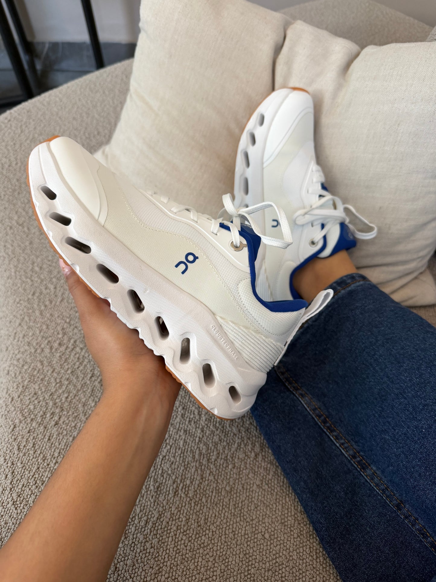 On loewe azul