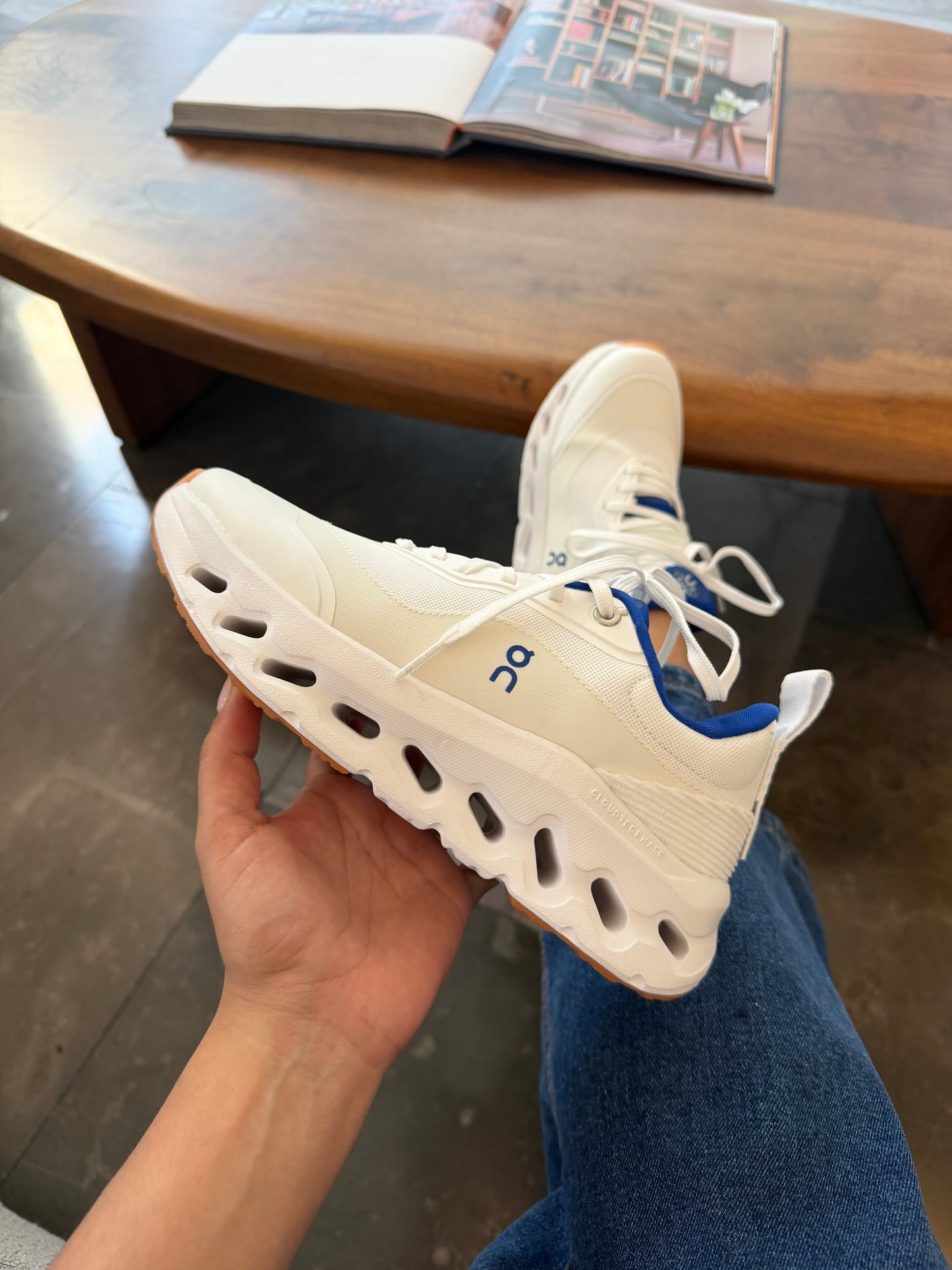On loewe azul
