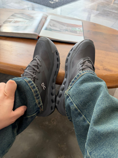 Bota On Cloud Zero negro