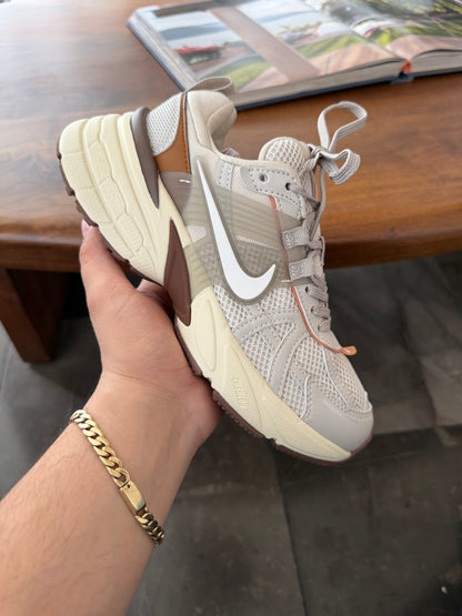 Nike VR Beige