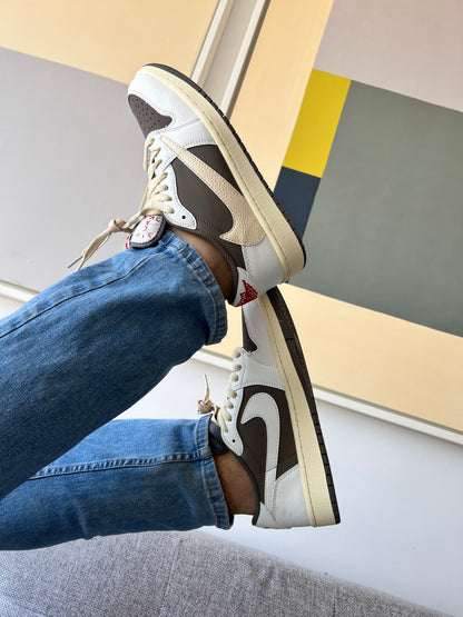 Nike Jordan Low Travis Reverse Moca