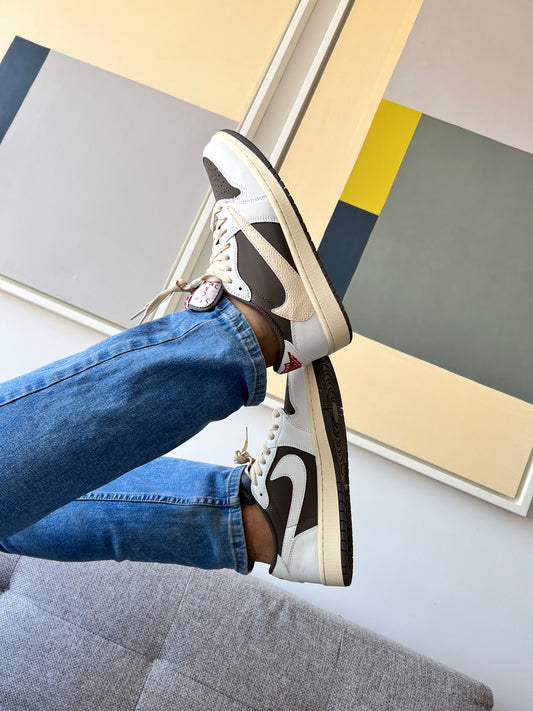 Nike Jordan Low Travis Reverse Moca
