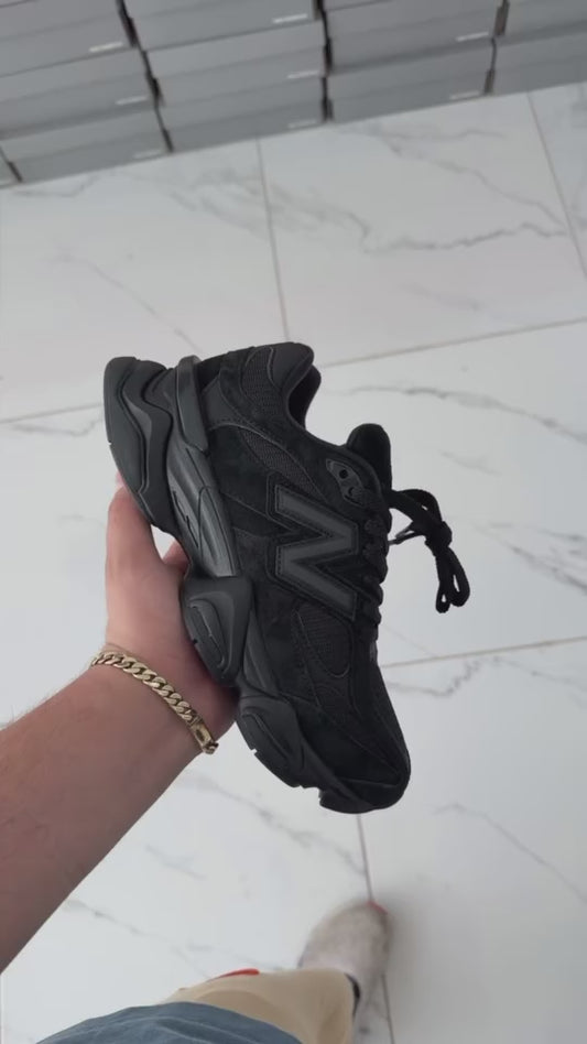 NB 9060 todo negro
