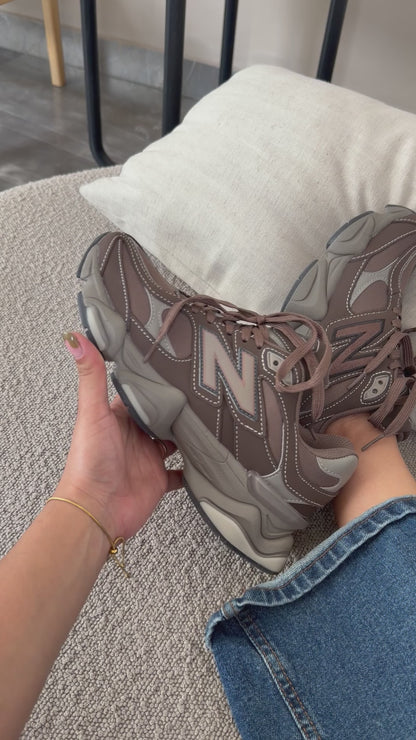 NB 9060 Dark brown